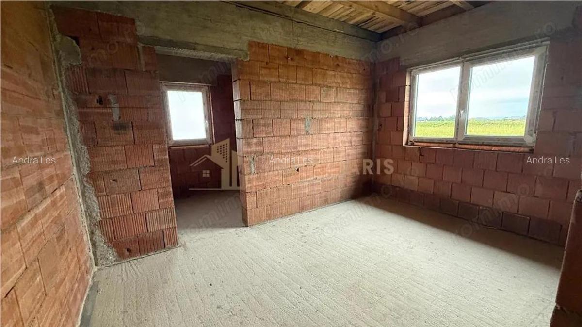 Casa pe un nivel la rosu, Mocira - 9