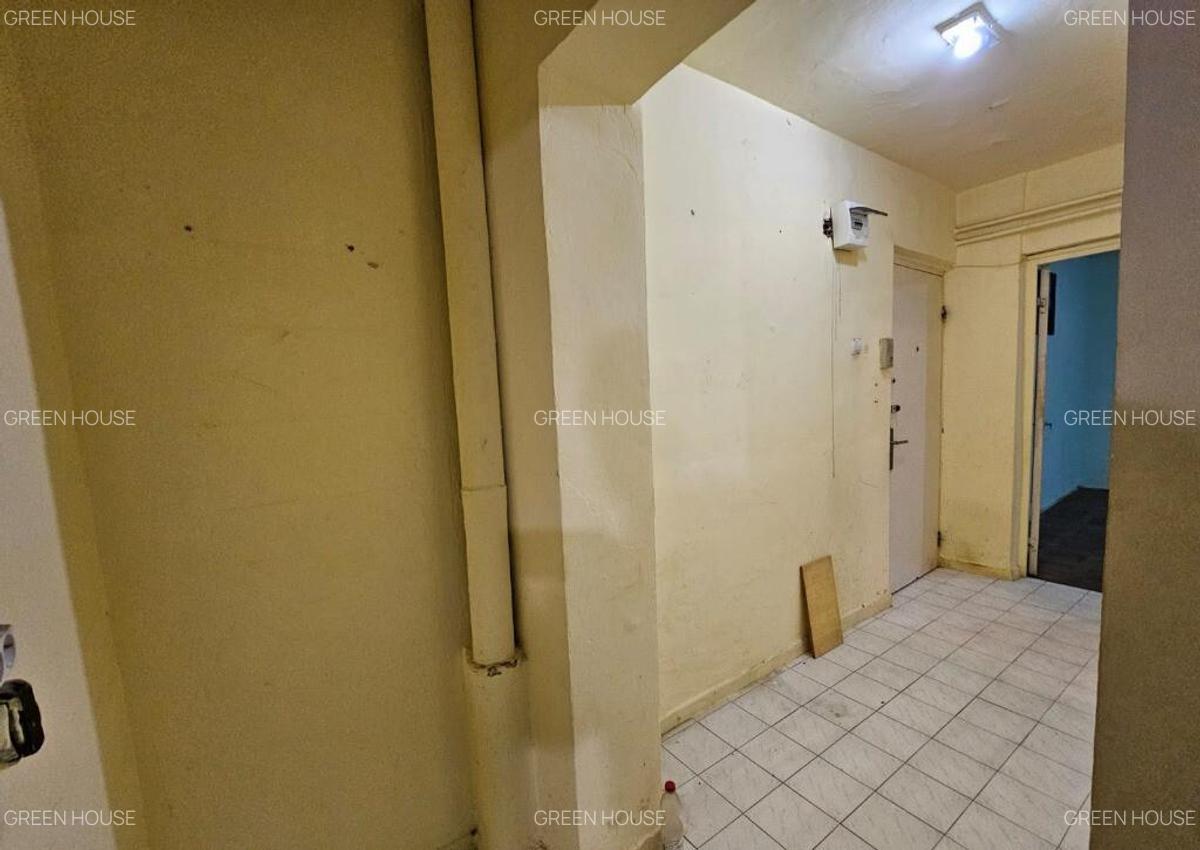 OCAZIE UNICA! Apartament 2 camere,2 balcoane etaj 1, Bv. Decebl - 11