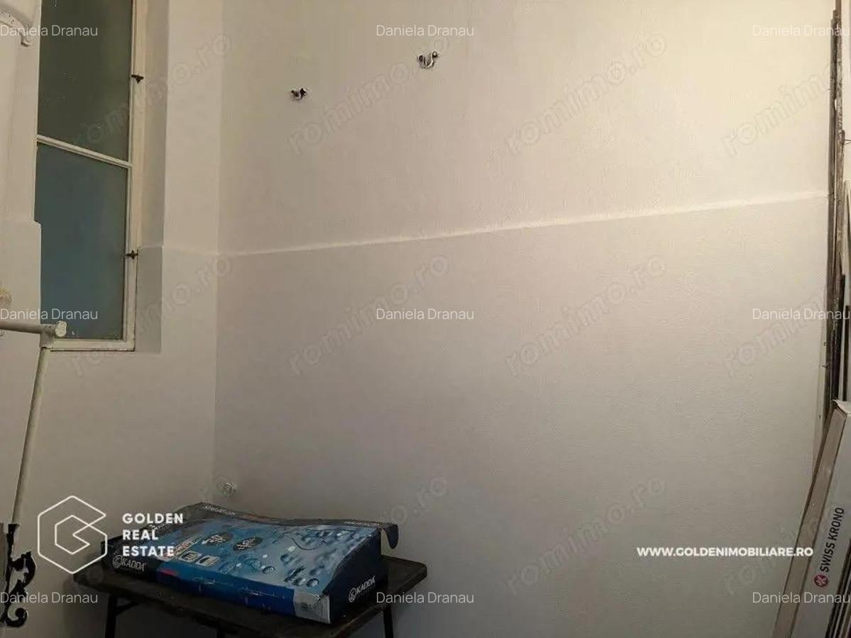 Spatiu birou, Bulevardul Revolutiei, Palatul Cenad, etaj 1 - 10