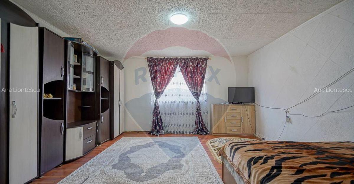 Casa / Vila cu 3 camere de vanzare - 6