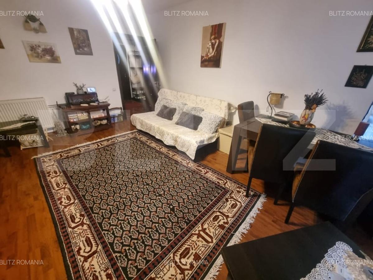 Apartament de vanzare, cu 2 camere, decomandat, 62 mp, zona Ford - 2