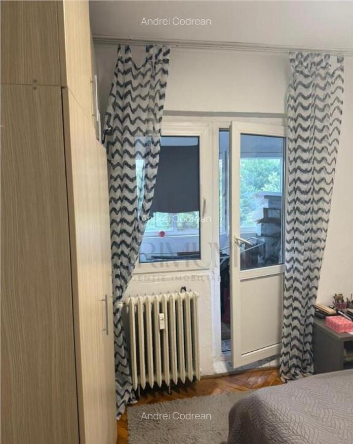 Gheorghe Lazar - 2 Camere - Etaj intermediar cu LIFT - Bloc - 3