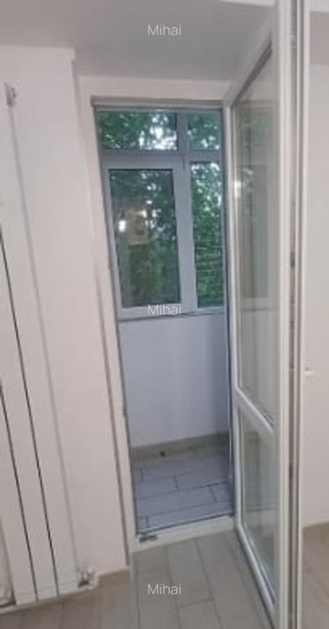 Calarasilor metrou P-ta Muncii, bl.MIXT 1992, etajul 3/8,renovata,balcon . - 6