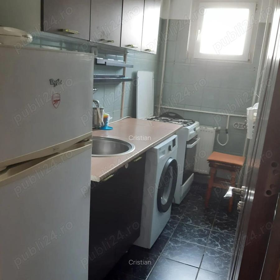 Inchiriez garsoniera zona Mega Mall - 5