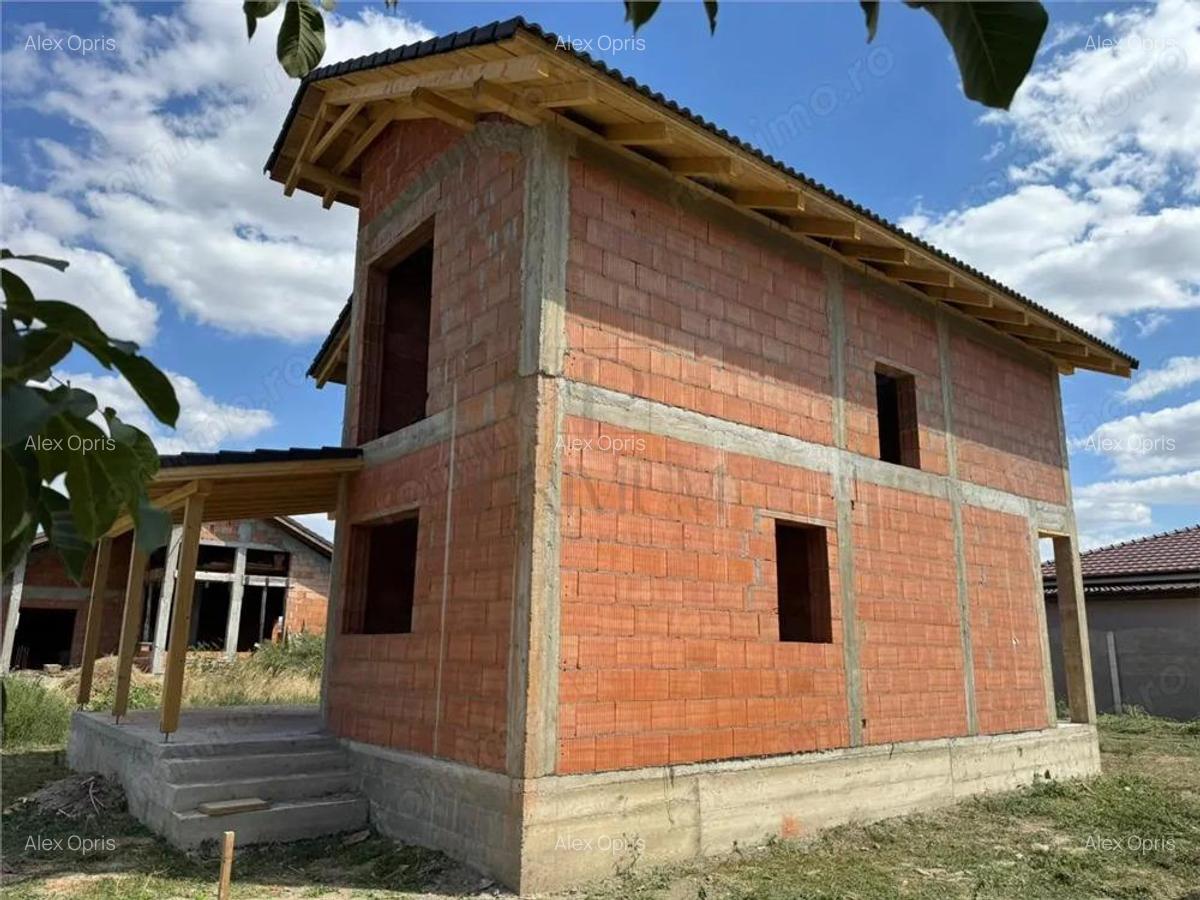 Casa individuala - zona excelenta - toate utilitatile - posibilitate de cumparare la cheie sau la ro - 4