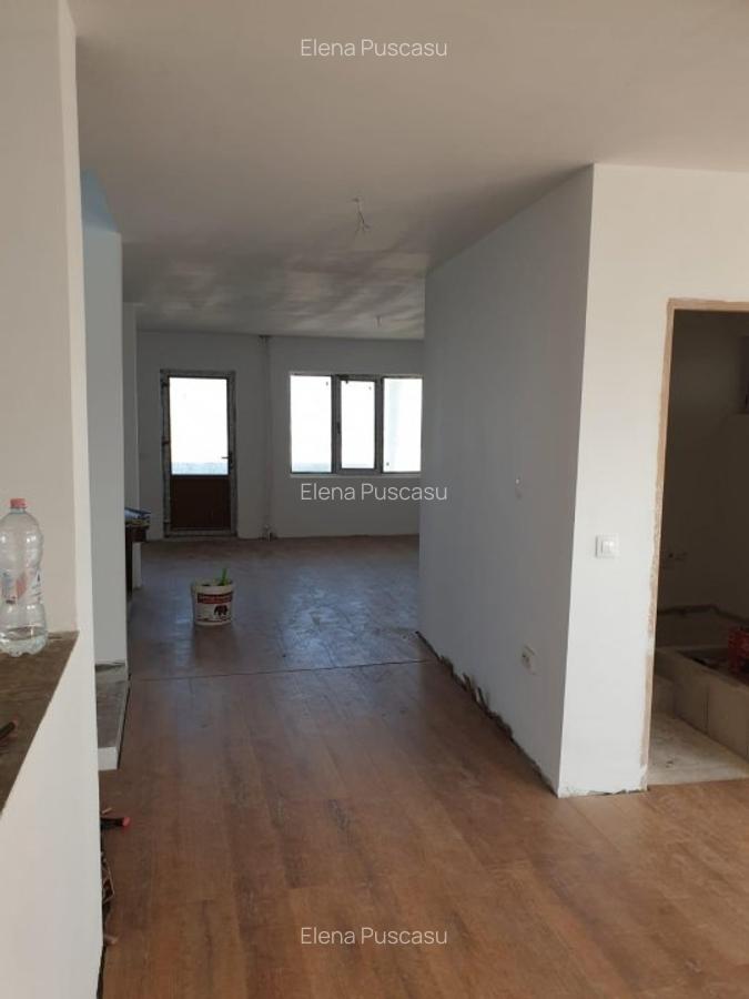 Casă cu 5 camere în Exterior Nord - 12