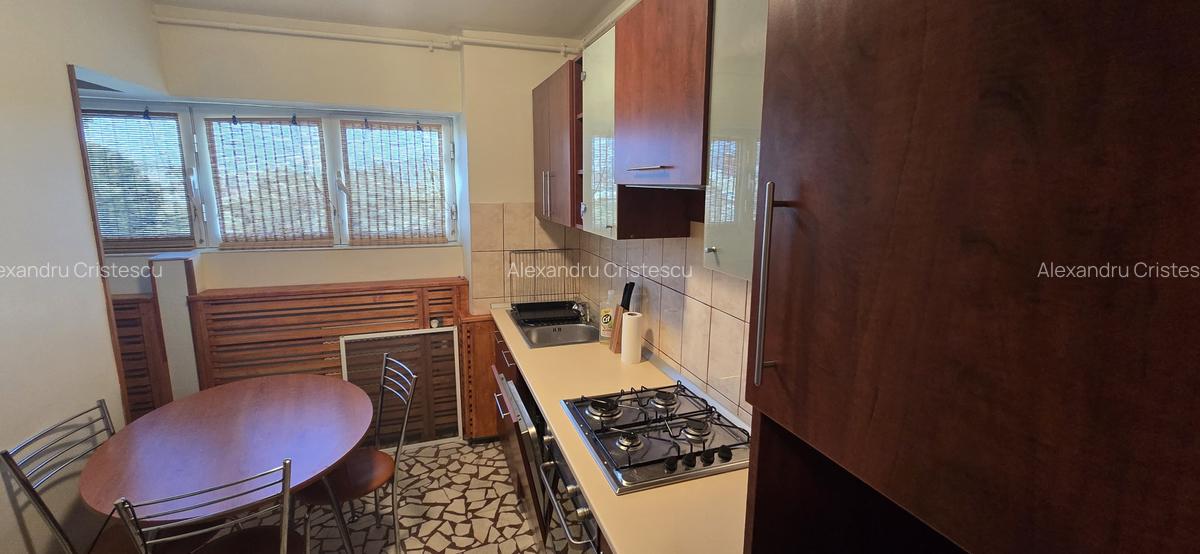 Centrul Vechi Universitate bloc 1983 cu centrala termica complet mobilat utilat - 9