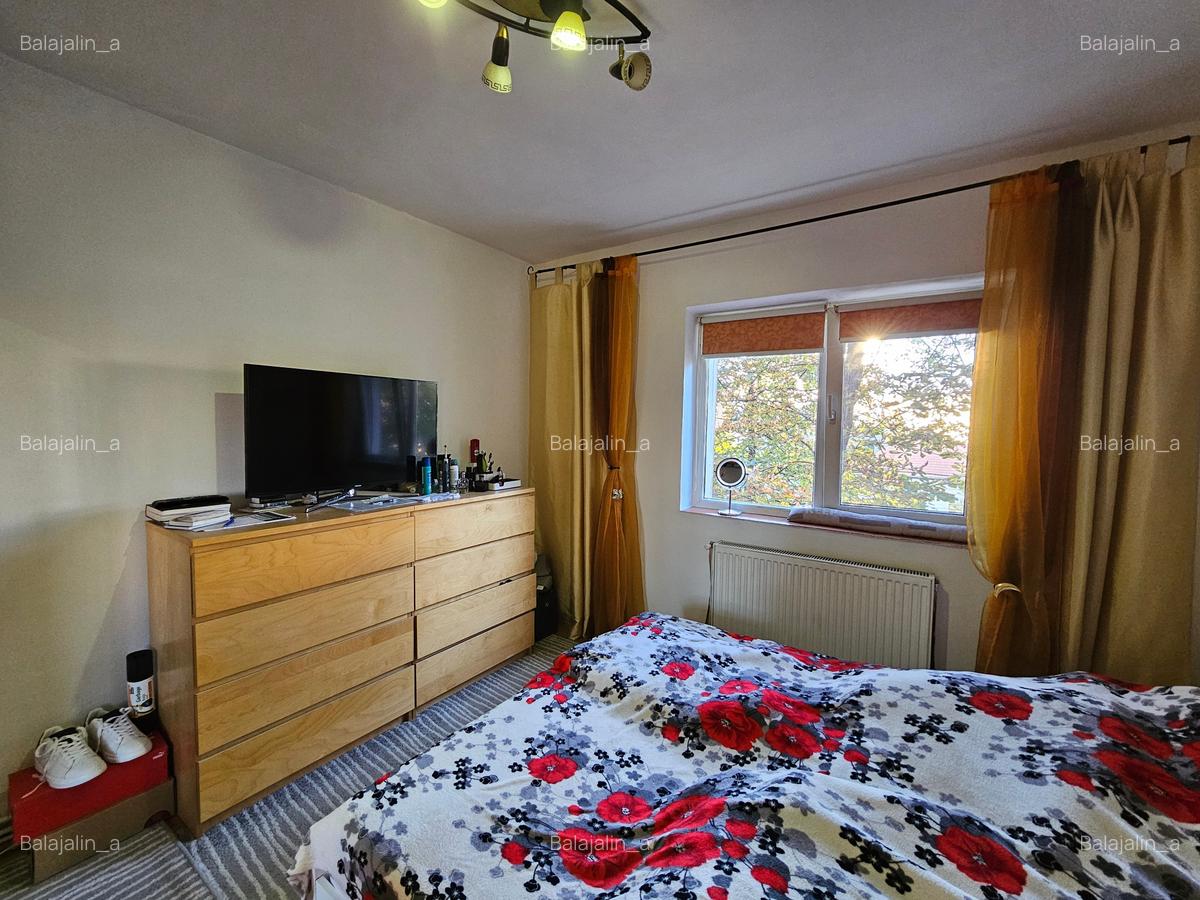 Apartament 4 camere, 2 băi, 2 balcoane, et. 2/4, Timișoara, Calea Torontalului - 8