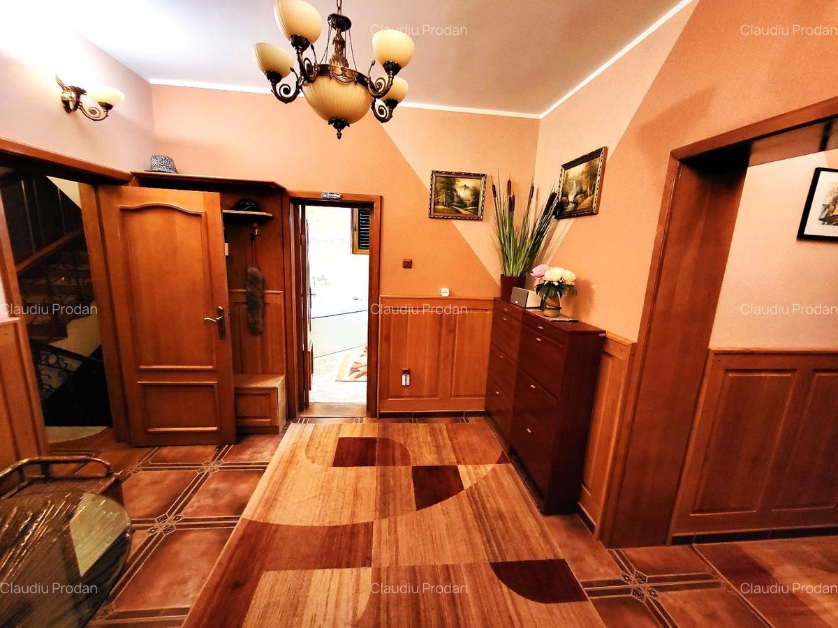 Vilă / Clădire pentru birouri Ultracentral - 9 Vilă / Clădire pentru birouri Ultracentral - 9