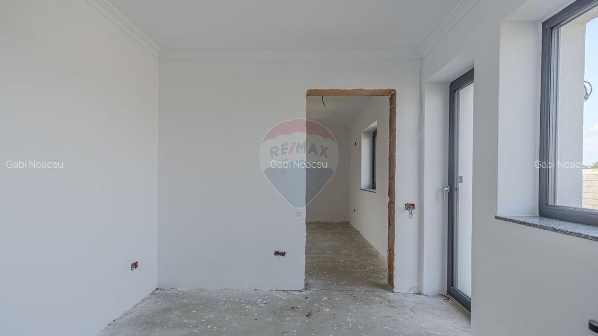 Casa moderna, la cheie, in Cristian - Str. Carpati - 12