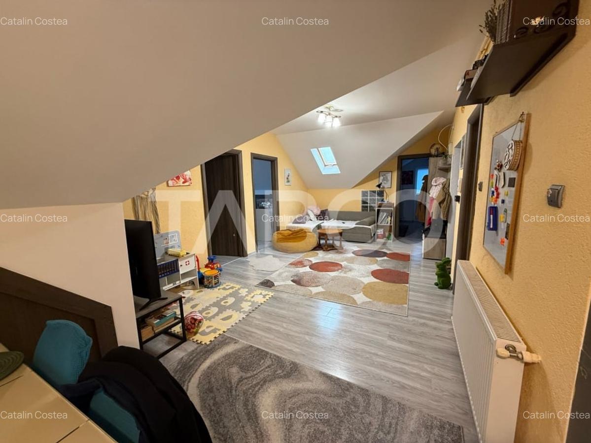 De vanzare mansarda 72 mpu 2 dormitoare zona de interes Tilisca - 5