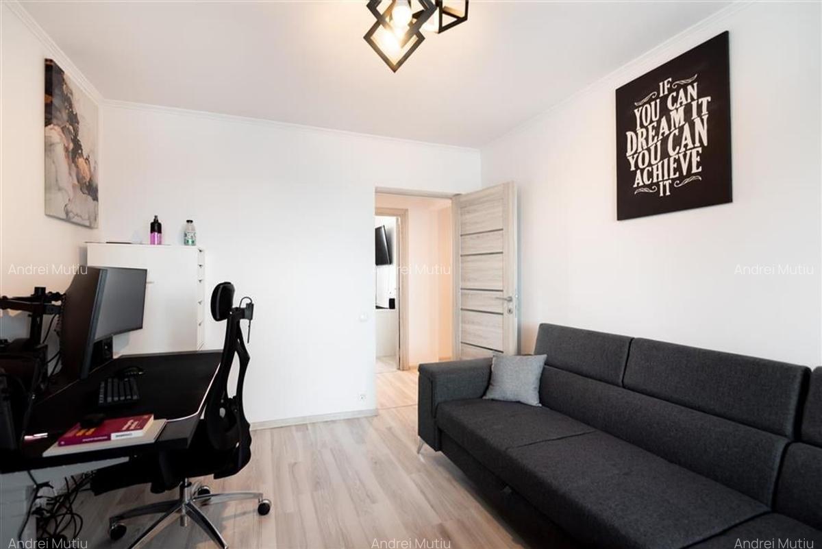 Apartament cu 4 camere decomandat în Nufărul - 15