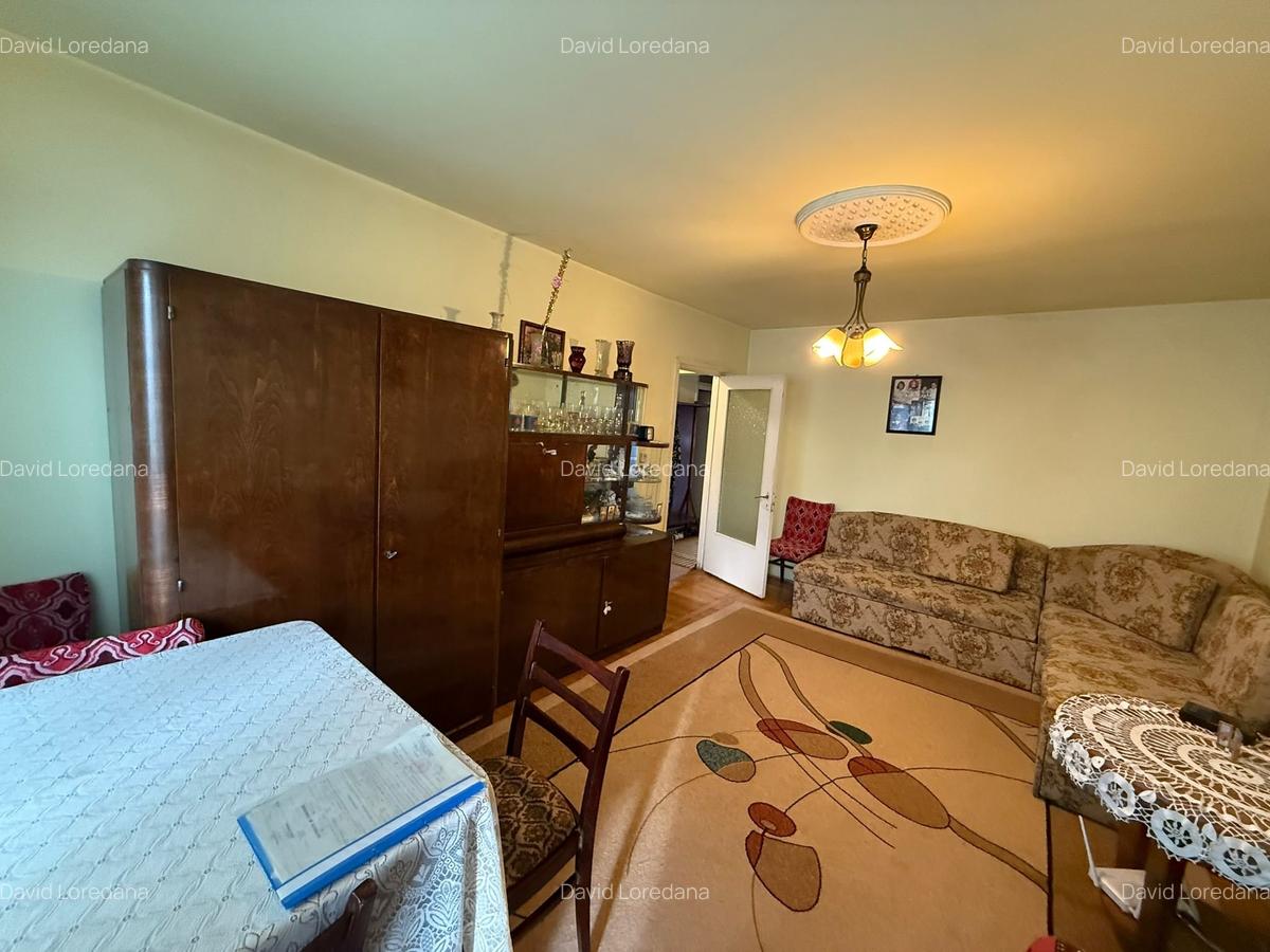 Apartament 3 camere, decomandat, parter, zona Calea Zarandului - 2