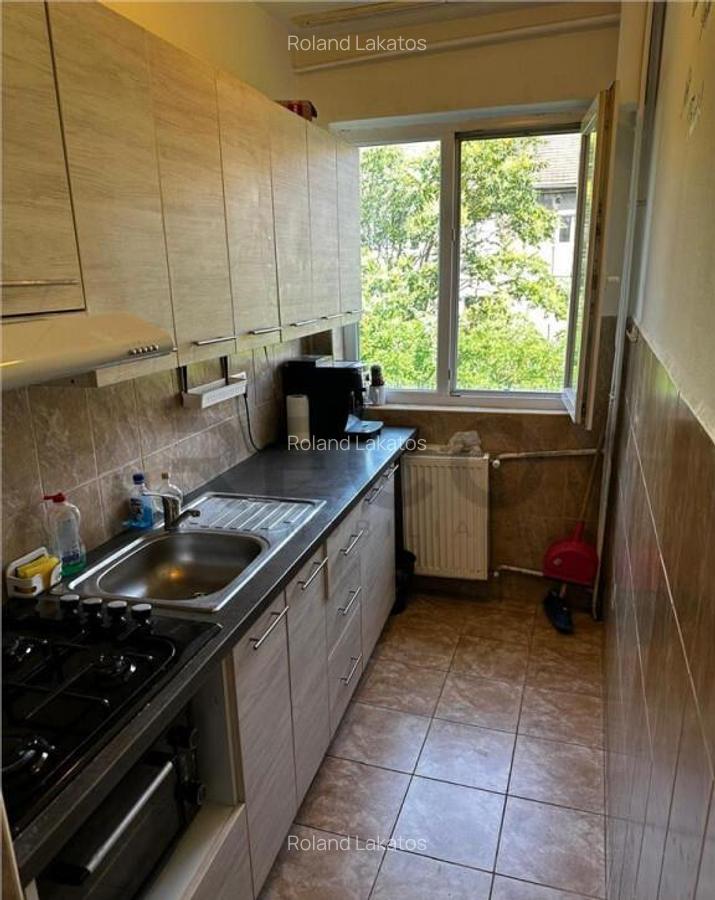 RECO . APARTAMENT 2 CAMERE NUFARUL . - 7