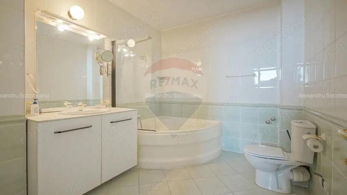 ELEGAN?A URBANA IN INIMA BRA?OVULUI | PETOFI SANDOR 4B CENTRUL ISTORIC - 18