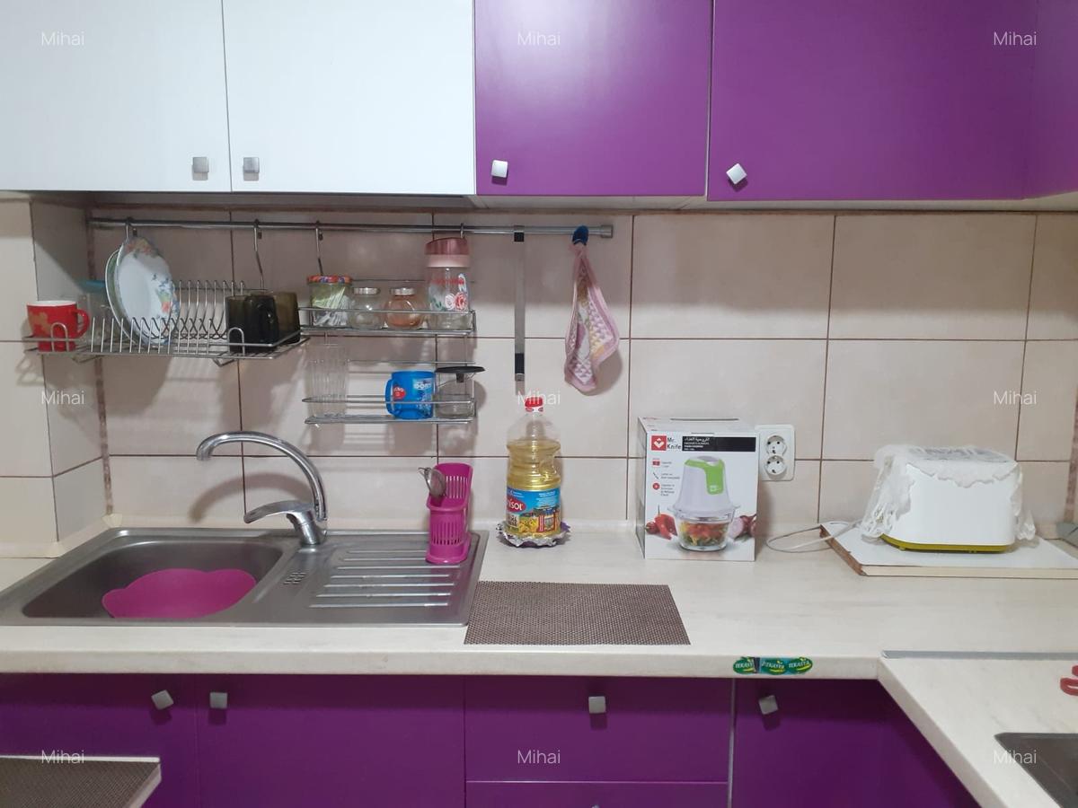Piata Iancului Metrou,bl.2018,et.3/5,DECOMANDAT,Amenajat,Centrala,geam la baie - 8