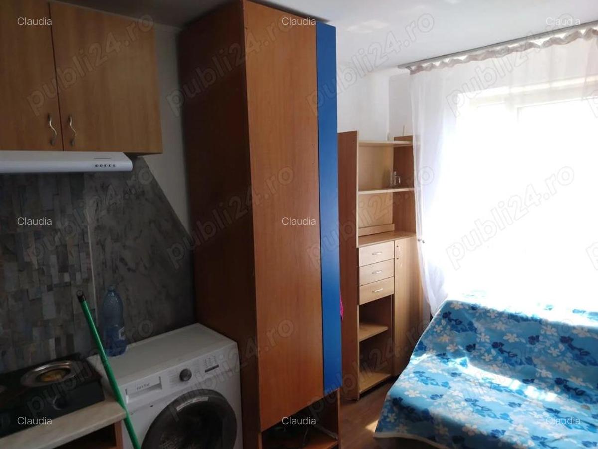 Camera camin, 10mp, cu cabina de dus, Piata Nicolina - 2