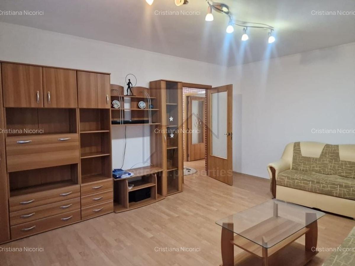 Apartament cu 3 camere decomandat, mobilat în Sebastian - 2