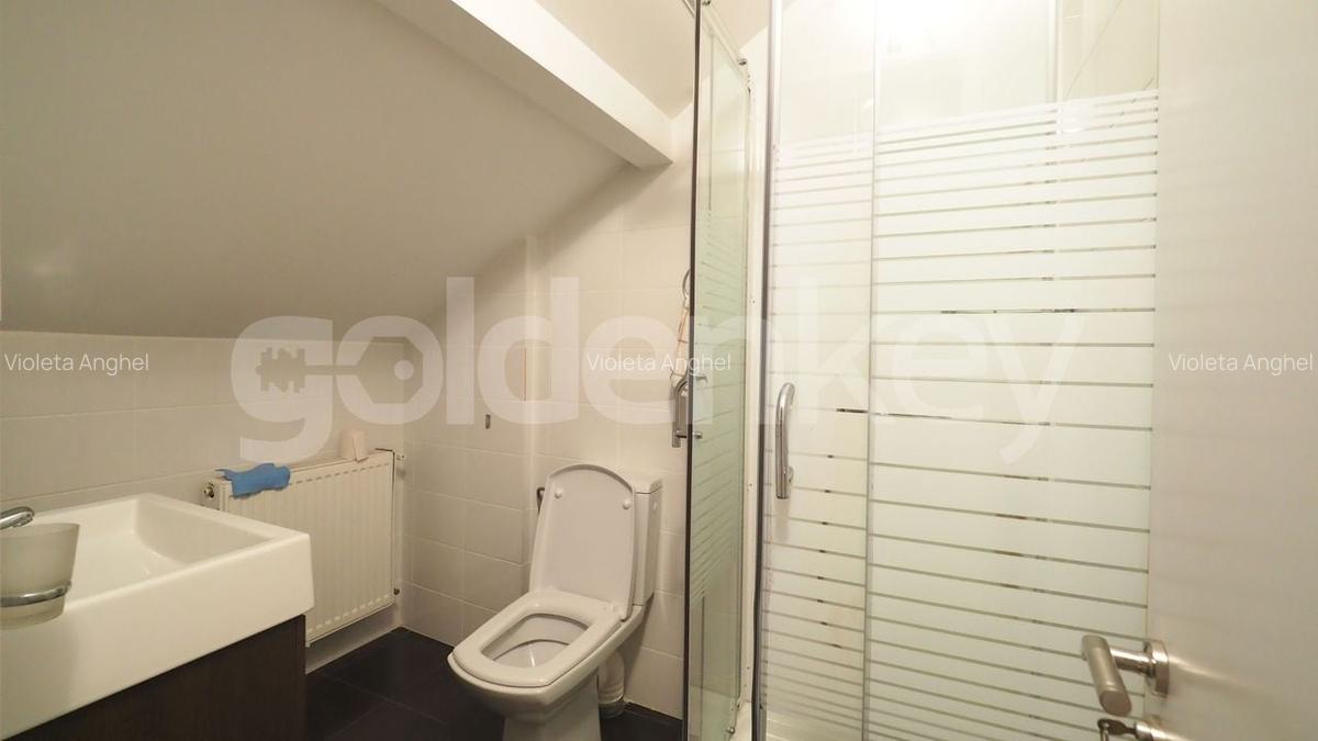 Vila duplex cu 5 camere in complex | British School - 21