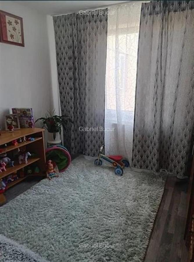Apartament 4 camere Semidecomadat Paselelor - Ap. Patriei - 3