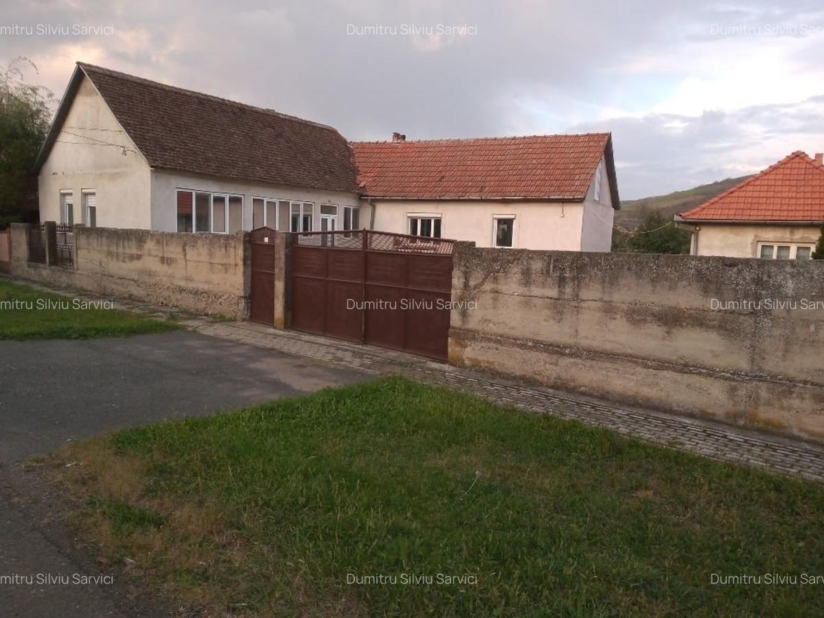Vând casă mare. - 4