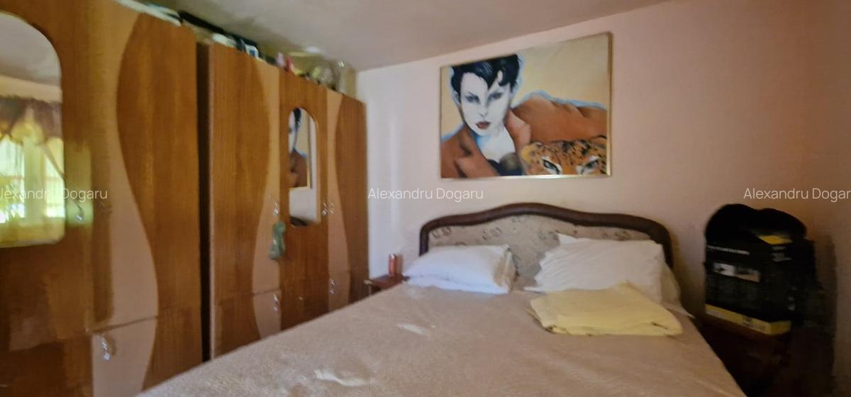 OPORTUNITATE DE INVESTIT! Casa + 2 garsoniere la doar 80mp de plaja, Faleza Nord - 11