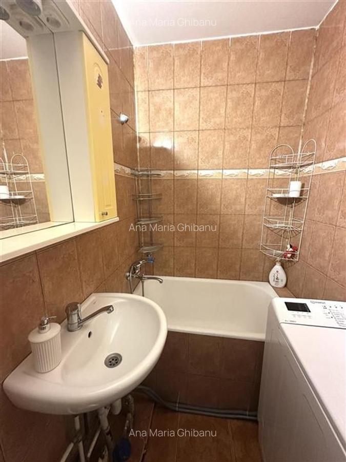 Inchiriere Apartament 2 camere- Mircea cel Bat5?n - 5