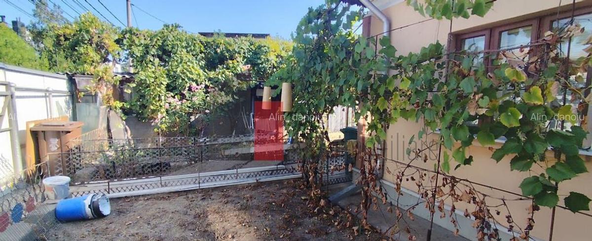 Casa de vanzare + teren in zona Jiului (Bucurestii Noi) - 2