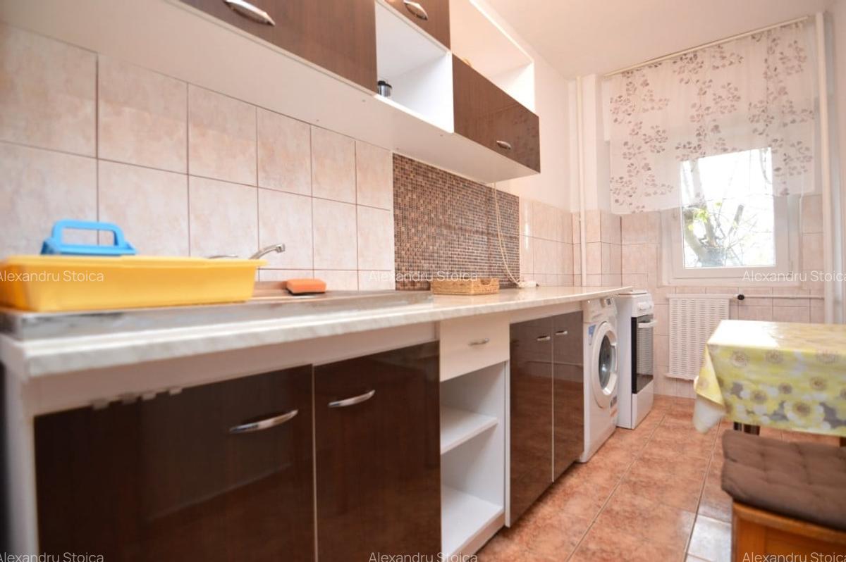 INCHIRIERE GARSONIERA VITAN – MALL VITAN - 11