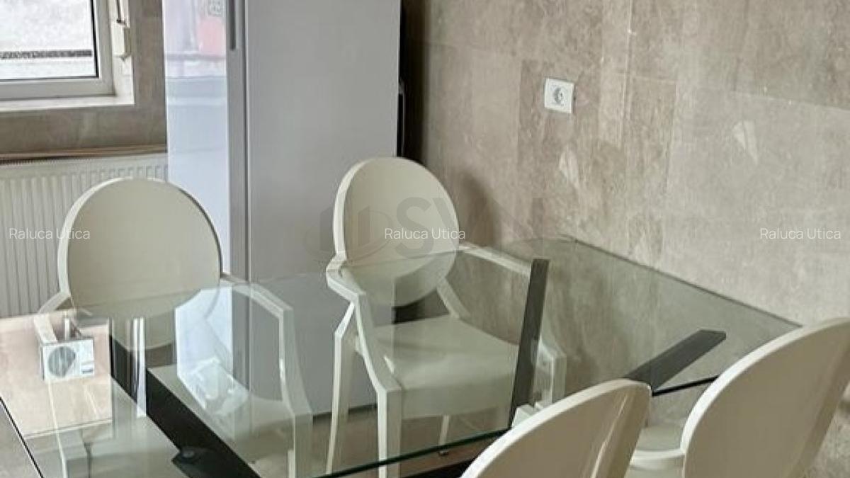 Apartament cu 3 camere decomandat în Herăstrău - 12