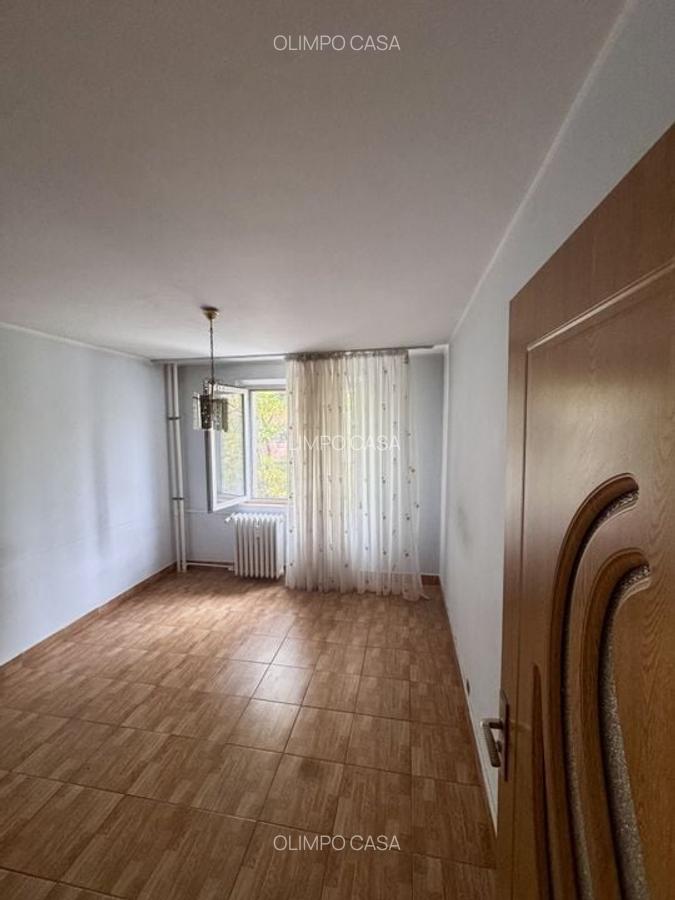 Apartament 3 camere zona Fizicienilor - 1