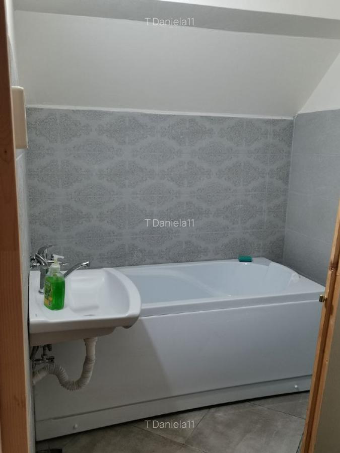 Vând casa  cu teren in com. Buces, sat Stanija, jud. Hunedoara - 8 Vând casa  cu teren in com. Buces, sat Stanija, jud. Hunedoara - 8