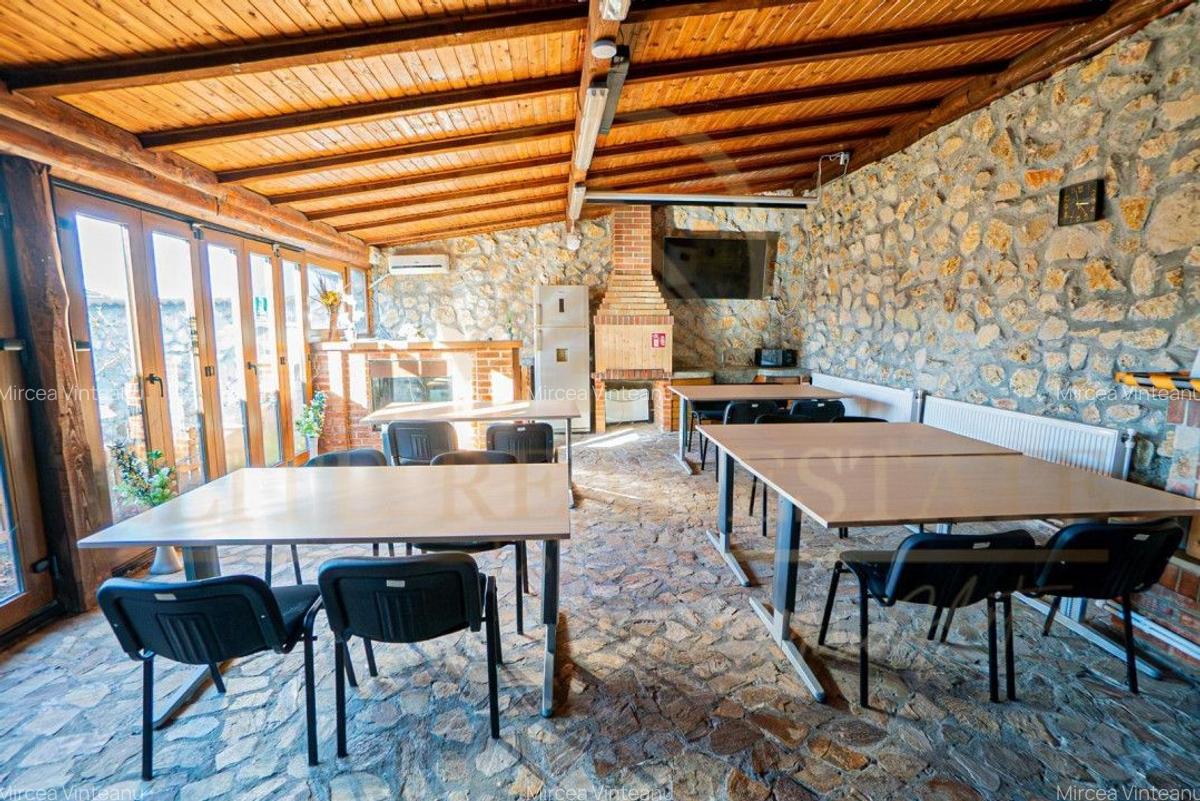 Vila turistică complet funcțională! - 18