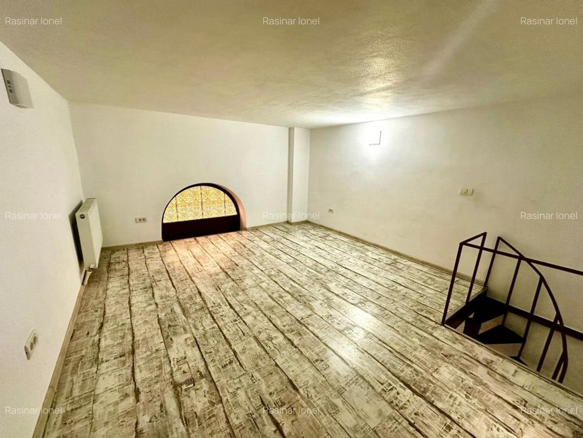 Oportunitate comerciala! Spatiu comercial situat in inima orasului,85mp-3 camere - 6