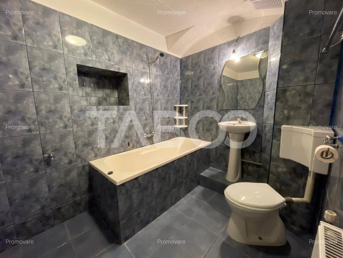 Apartament de vanzare 3 camere 91 mpu loc de parcare Orasul de Jos - 10