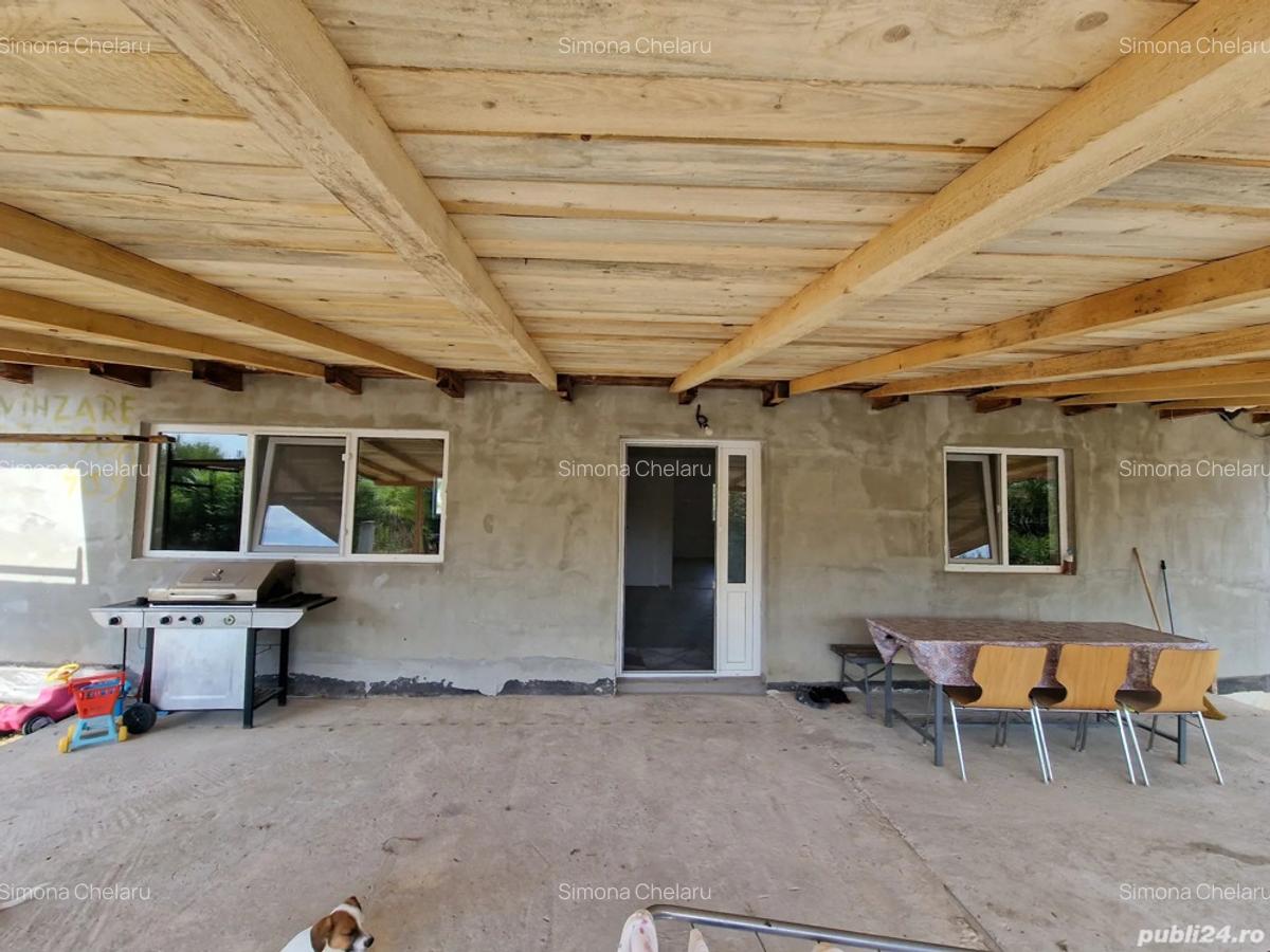 Casa de vanzare la tara - 1 Casa de vanzare la tara - 1