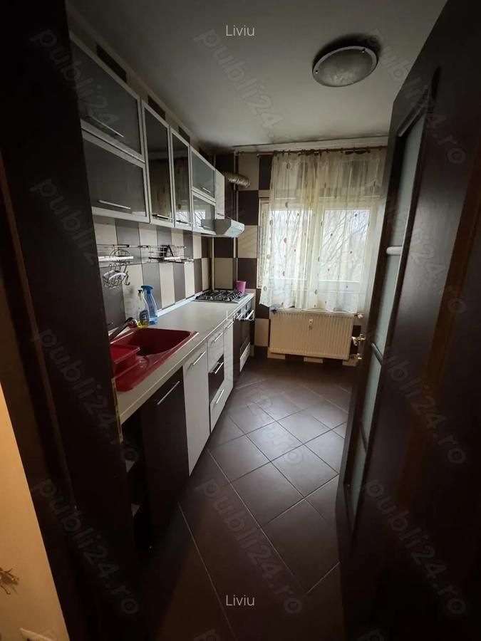 Apartament 2 camere de inchiriat sector 4 - 2
