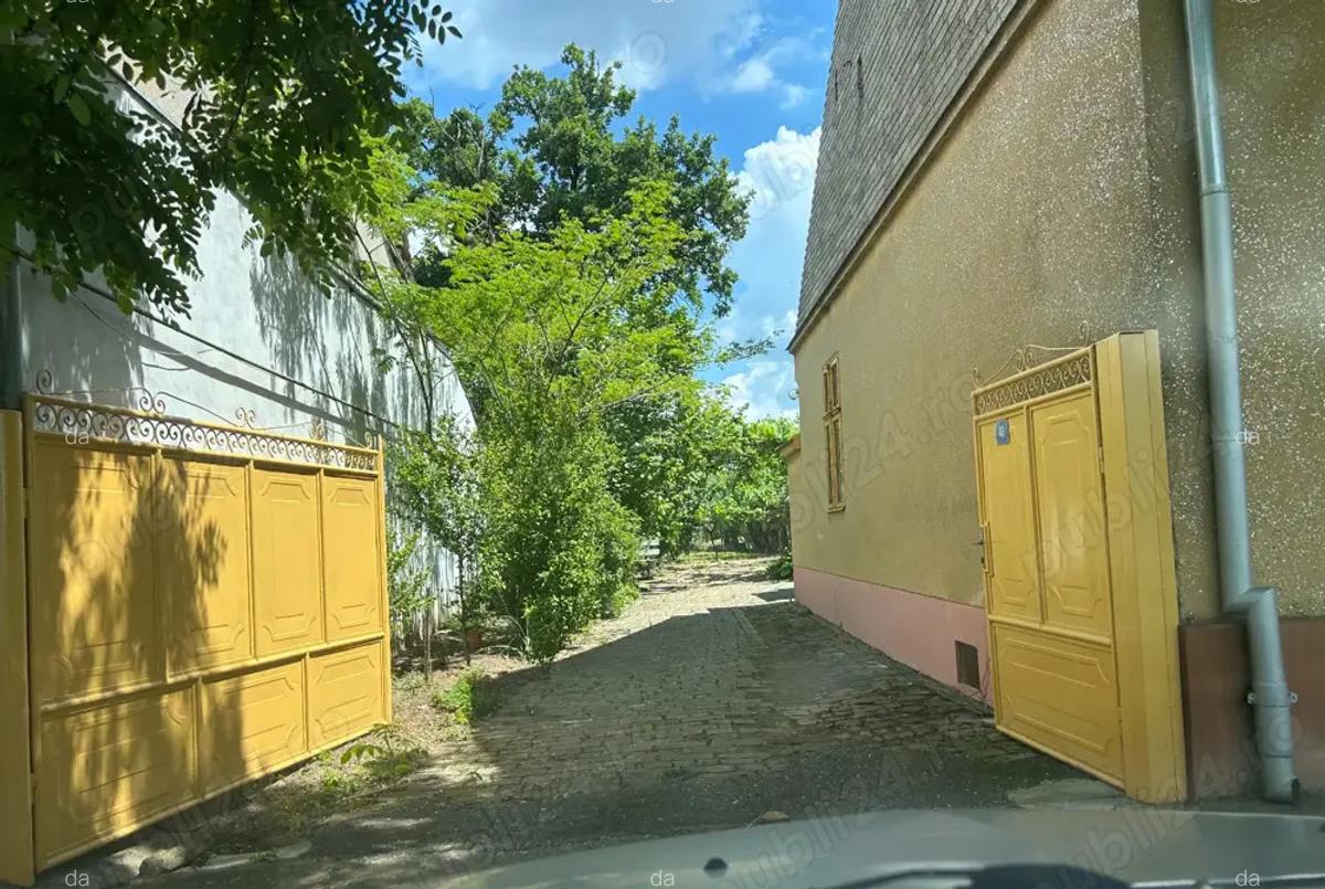 Vand casa in Periam str Visinului - 10