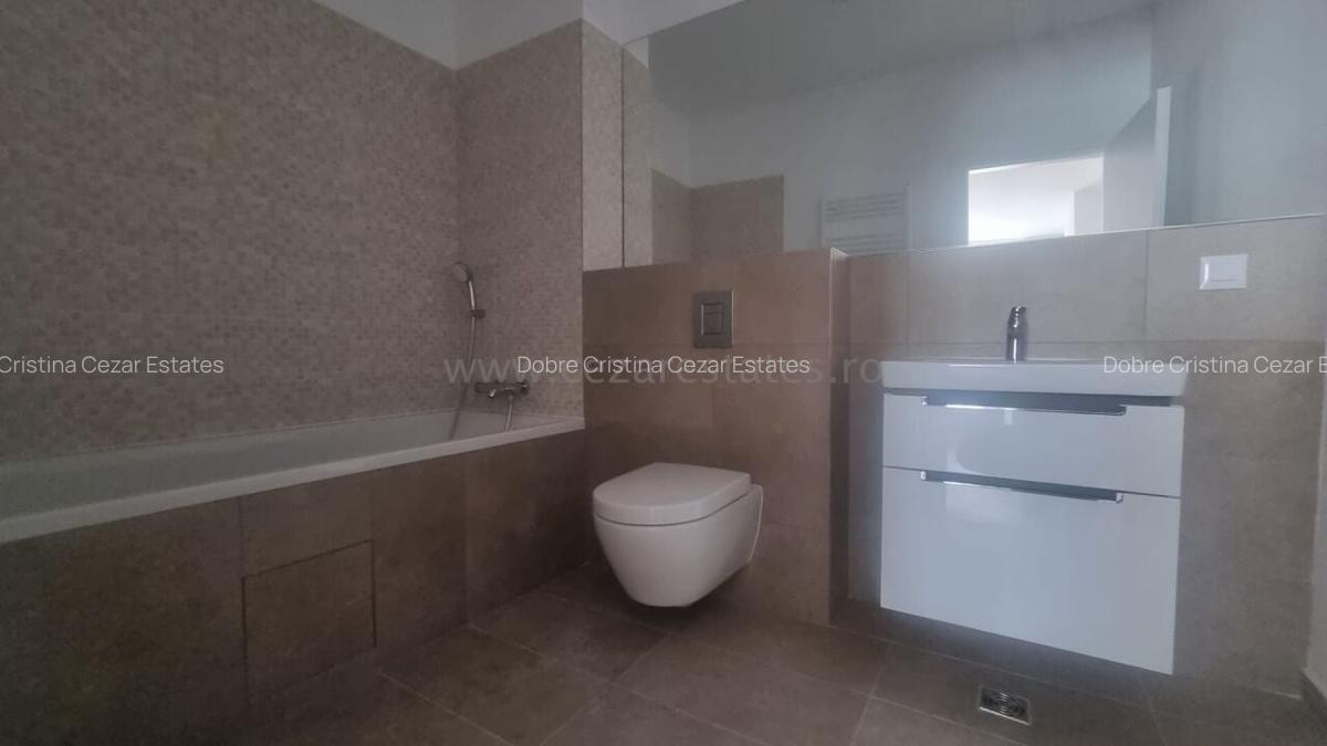 Apartament cu 4 camere decomandat în Băneasa - 23