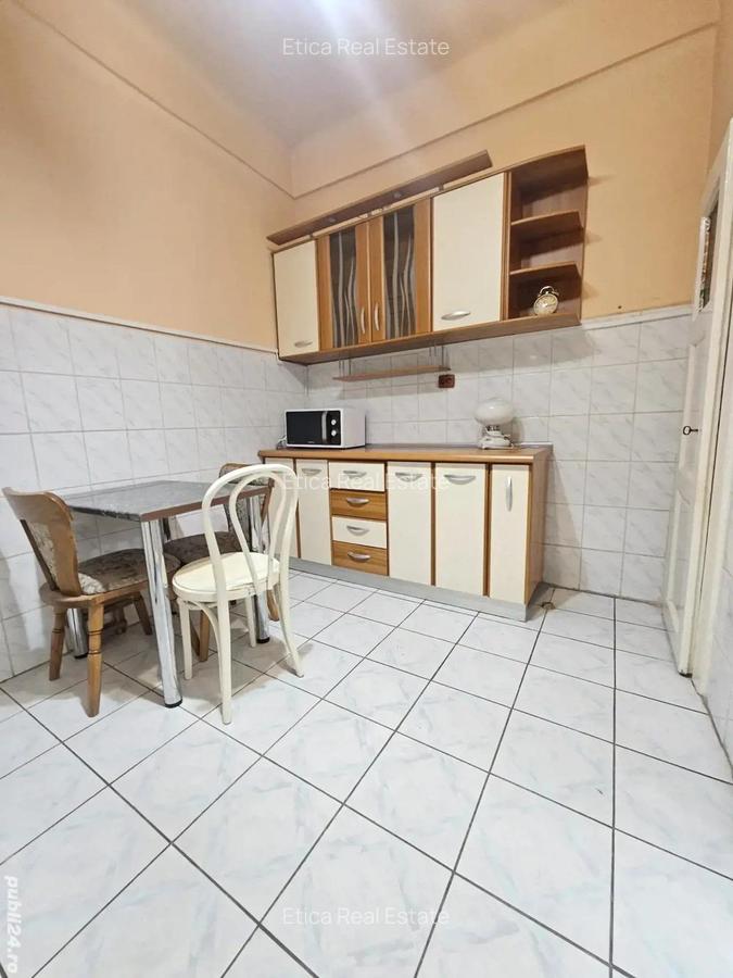Apartament 3 camere str Republicii - 3