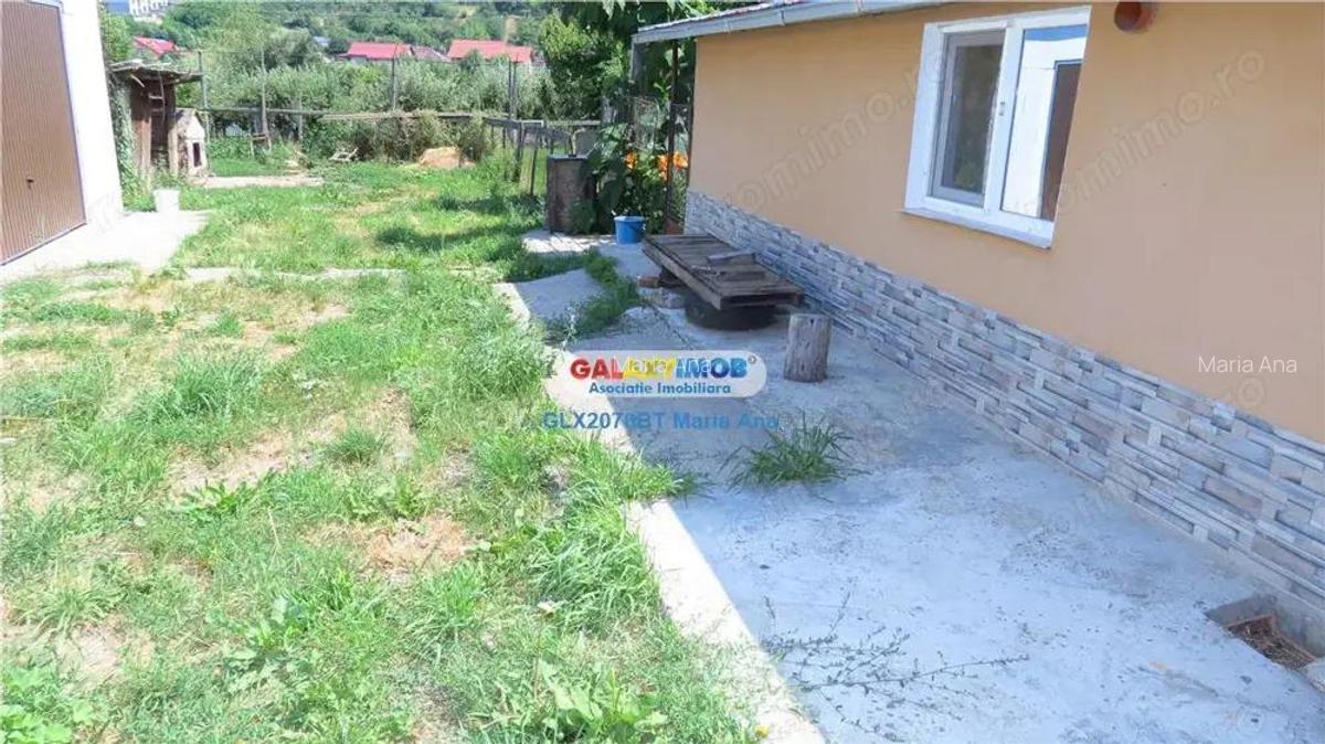 Curtesti, Botosani , Teren generos cu casa si anexa! - 8