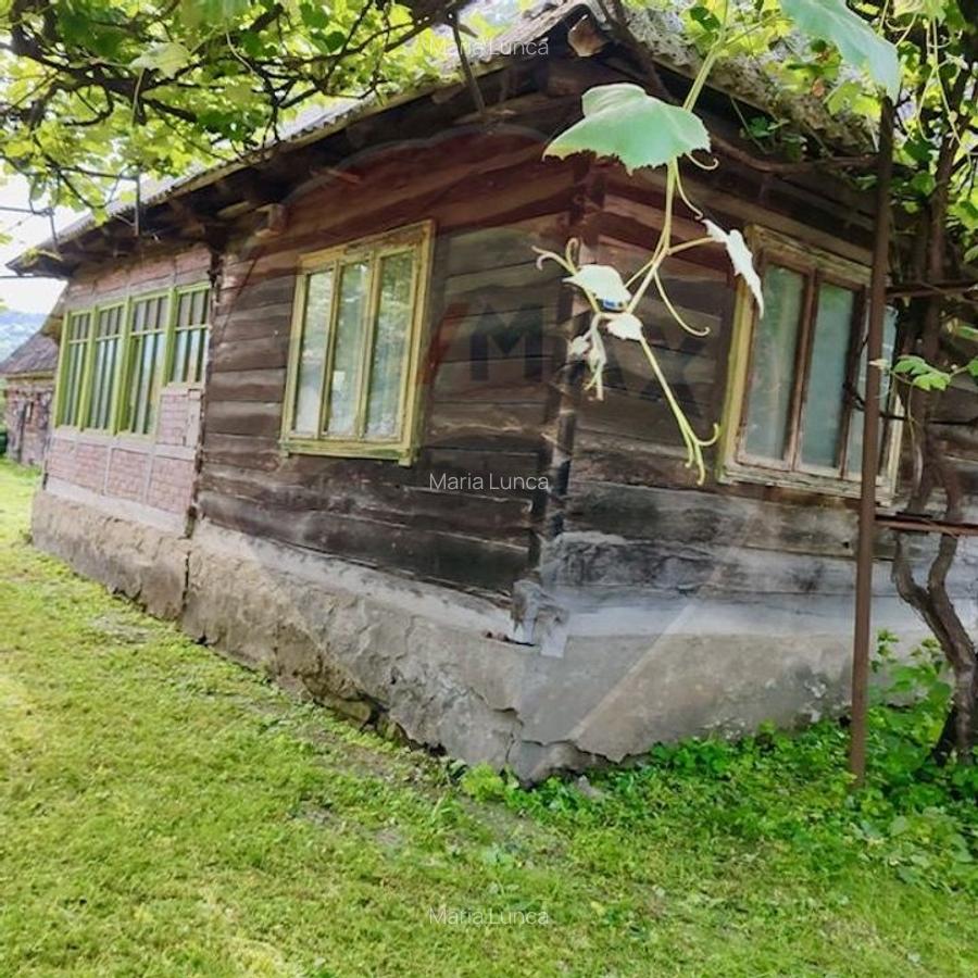 Casa / Vila cu 3 camere de vanzare - 1