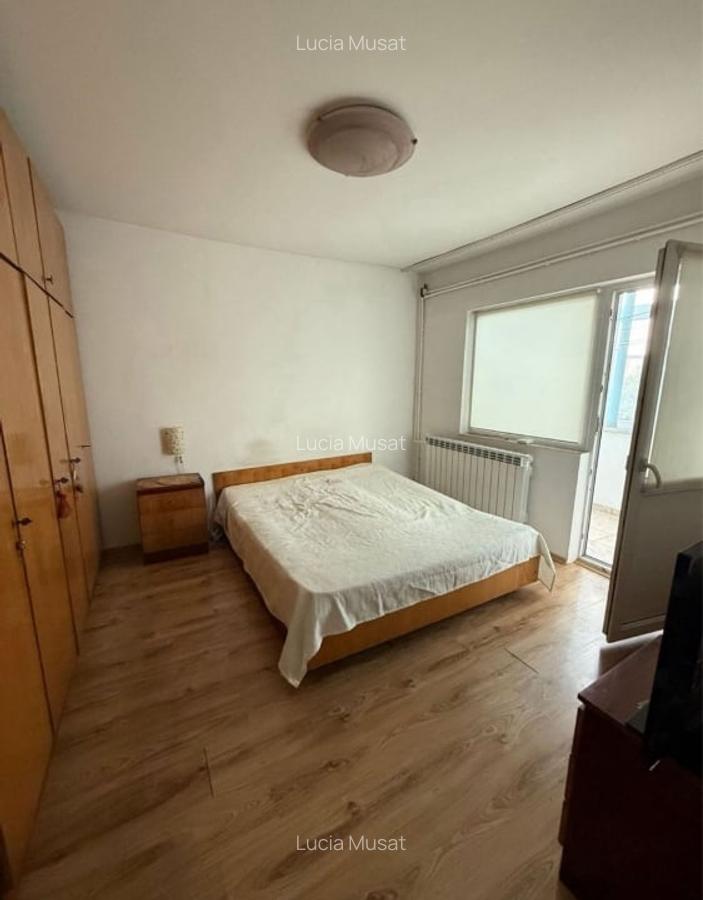 Apartament cu 3 camere decomandat în Brotăcei - 3