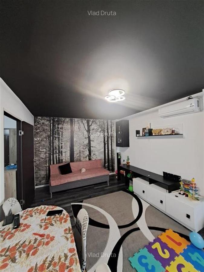 Apartament cu 3 camere decomandat în Central - 1