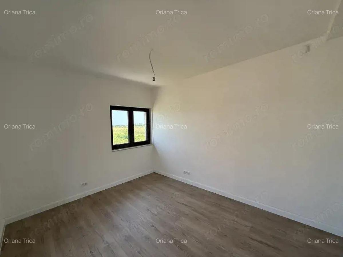 Casa Individuala stil frantuzesc, 141 mp utili, terasa 23 mp - Mosnita N - 15