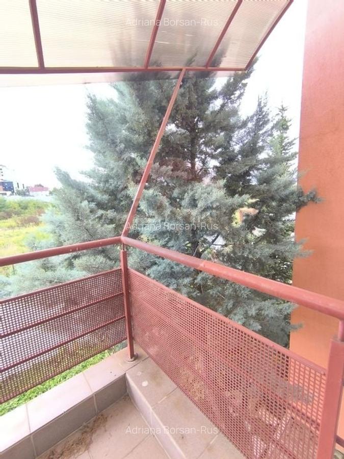 Casa tip duplex de inchiriat - 36