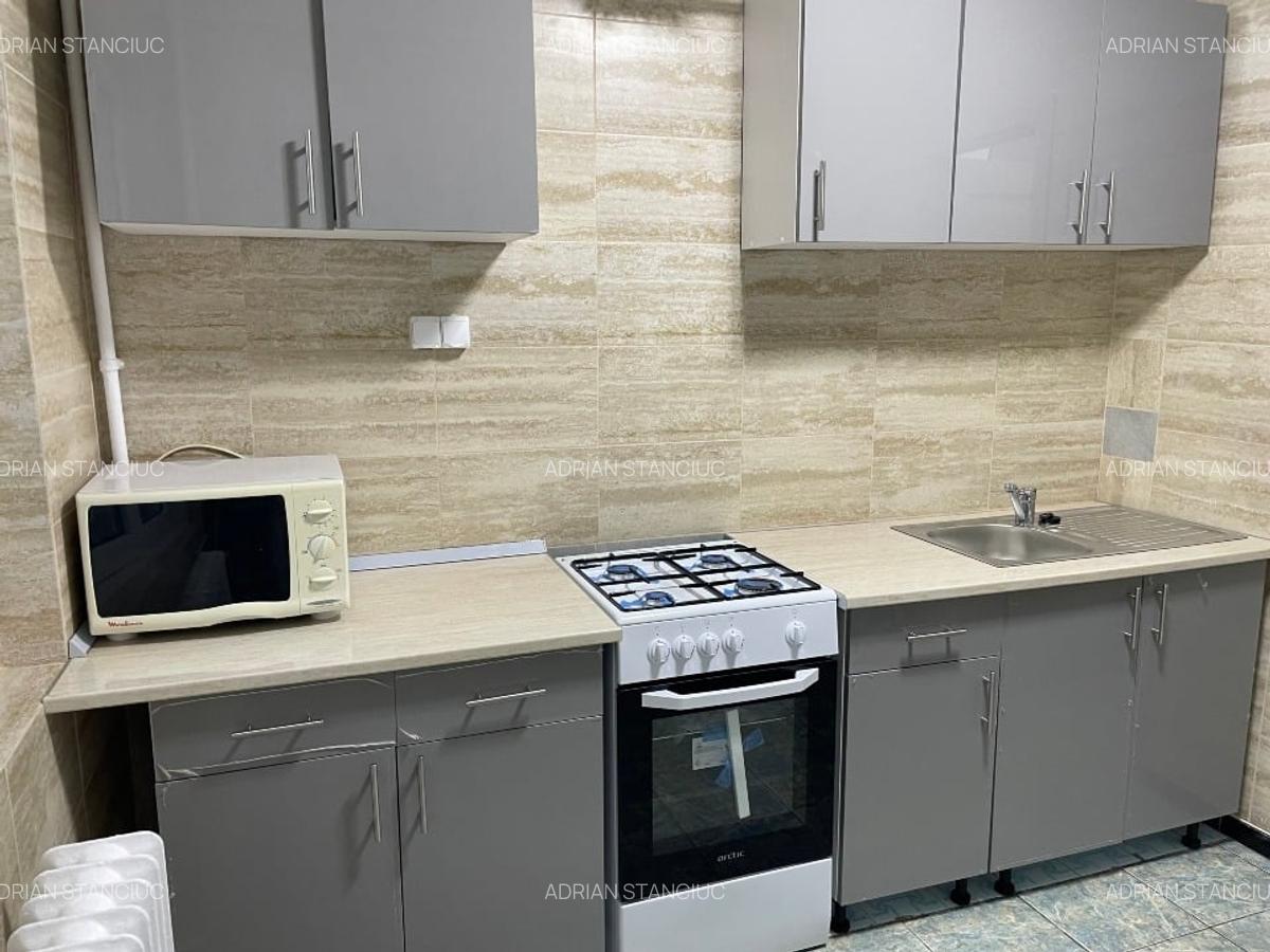 Inchiriez Apartament 3 Camere - 4