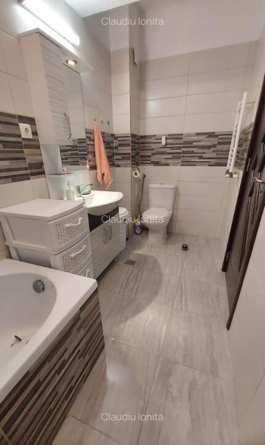 Apartament 2 cam 61 mp+balcon,mobilat,parcare,9min.metrou 1 Decembrie - 10