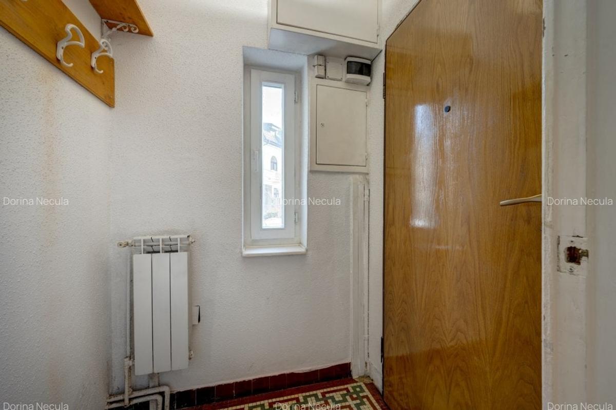 Vila cu arhitectura distincta, 7 camere, renovata, intr-o locatie exclusivista - 31