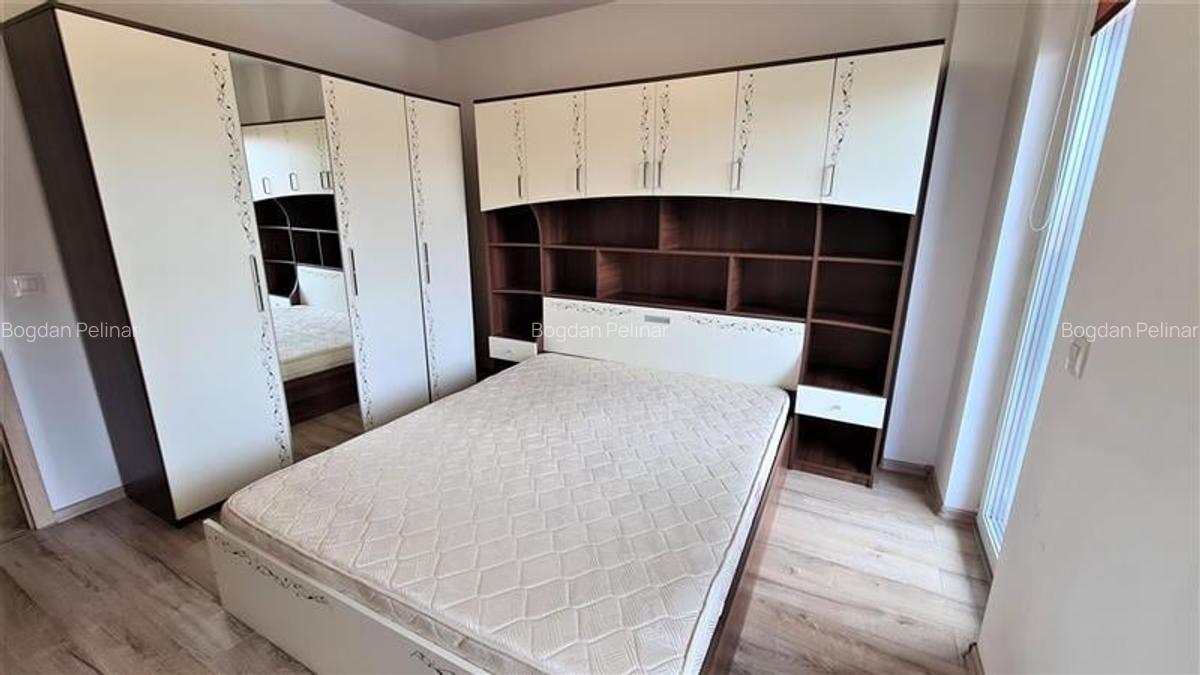 IN RENOVARE Apartament 3 camere cu nisa,Andrei Muresanu-zona Sigma - 1